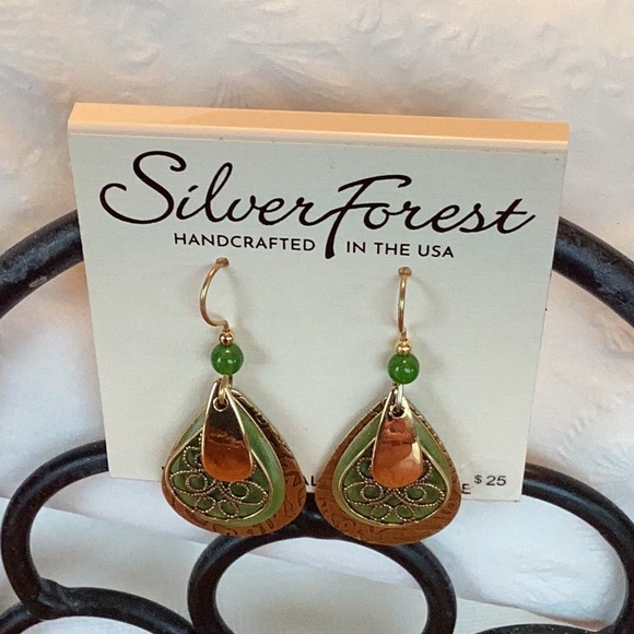 Silver Forest Jewelry Silver Forest Green Fillegree Teardrop Dangle